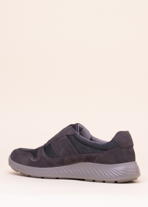 Jomos brīvā laika apavi