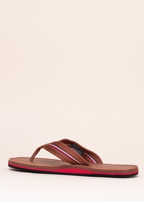 Tommy Hilfiger iešļūcenes