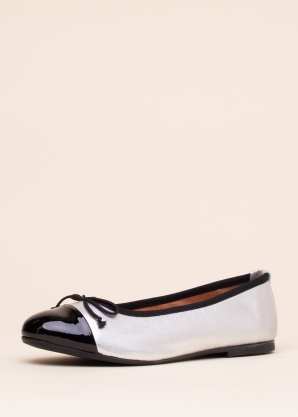 Pavement balerīnas Lucy Lu