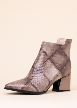 Loretta Vitale puszābaki