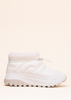 Columbia ziemas zābaki Snowtrot