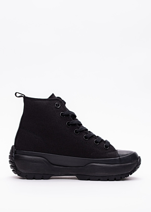 British Knights kedas Kaya