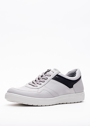 Jomos brīvā laika apavi