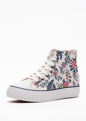 Best Buy kedas D.T. New York