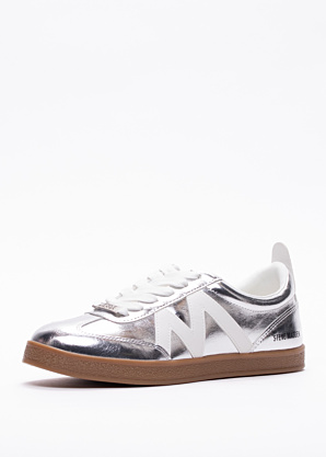 Steve Madden kedas Degree