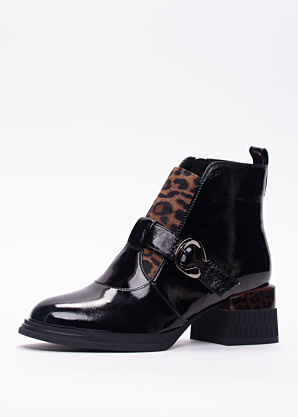 Loretta Vitale puszābaki