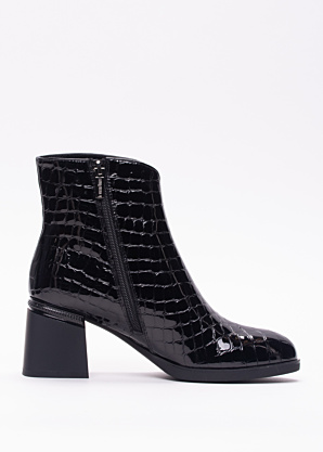 Loretta Vitale puszābaki