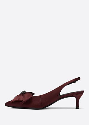 Clarks slēgtas kurpes Zarey Bella