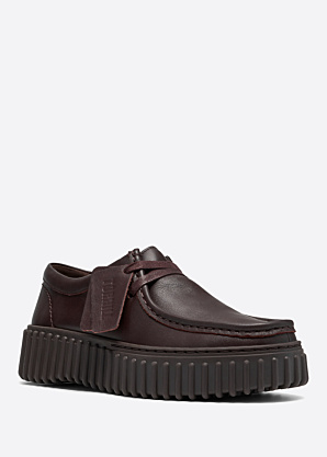 Clarks slēgtas kurpes Torhill Bee