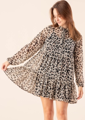 Noisy May kleita Valery