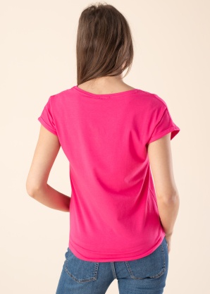 b.young T-krekls Pamila