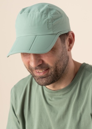 Icepeak cepure ar nagu Holt