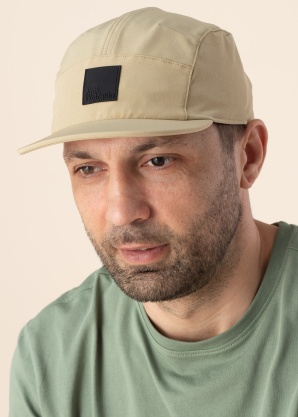 Jack Wolfskin cepure ar nagu Mainkai