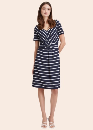 Betty Barclay kleita