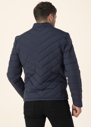 Guess pavasara-rudens virsjaka