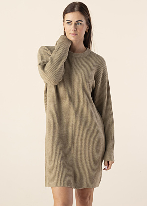 Вязаное платье Onema b.young