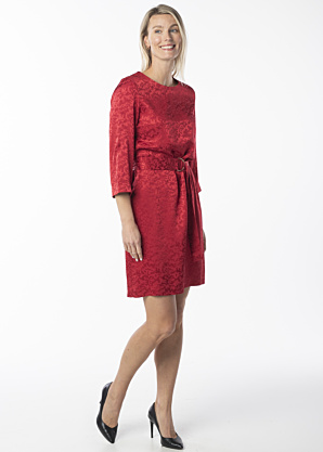 Kairi Vilderson kleita