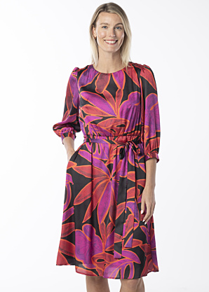 Kairi Vilderson kleita