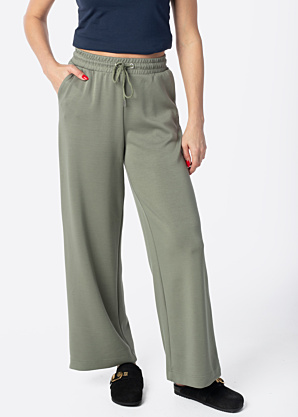 b.young bikses Pusti