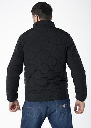 Five Seasons pavasara-rudens virsjaka Nicolas