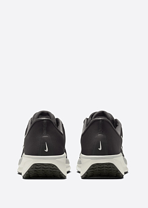 Беговые кроссовки Quest 6 Nike