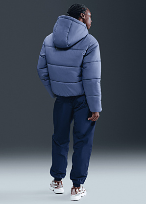 Nike Ziemas virsjaka