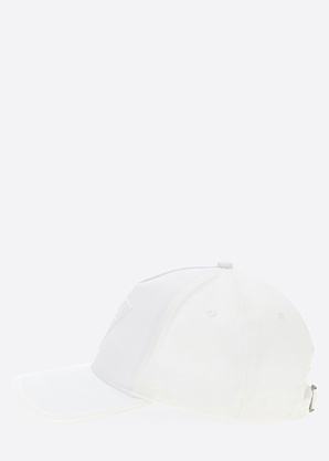 Кепка Triangle Guess