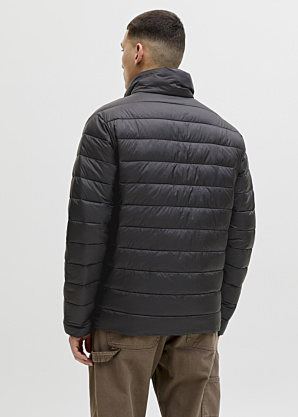 Jack & Jones pavasara-rudens virsjaka Louis