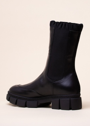 Karl Lagerfeld puszābaki Aria