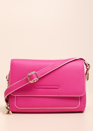 Ara plecu soma Papildināt