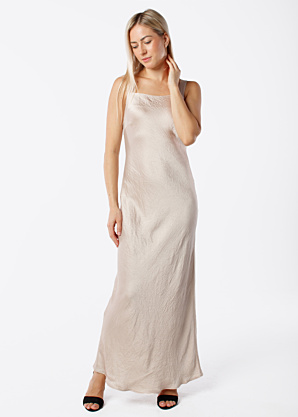 Ivo Nikkolo kleita Dalencia