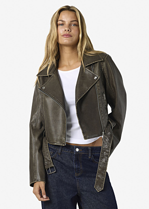 Noisy May Īsā jaka Nelly