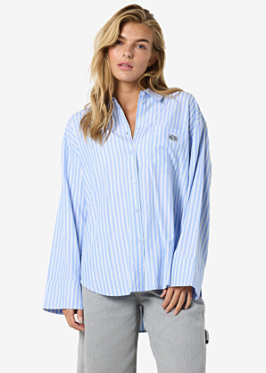 Noisy May blūze Frida