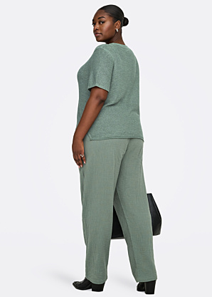 Only Carmakoma adījums Sunny