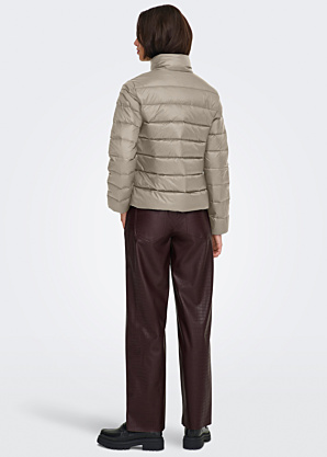 Only dūnu virsjaka Ruby