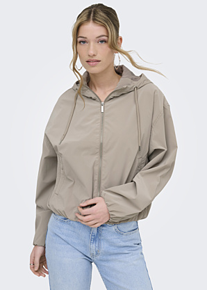 Only pavasara-rudens virsjaka Camille