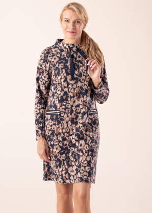 Betty Barclay kleita