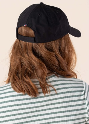 Tommy Jeans cepure ar nagu Linear