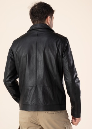 Mustang Īsā jaka William