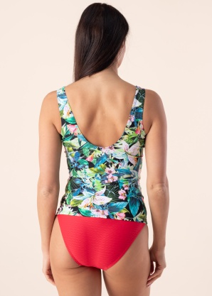 Damella tops Julianne