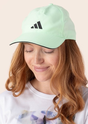 adidas cepure ar nagu