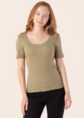 b.young T-krekls Sanana