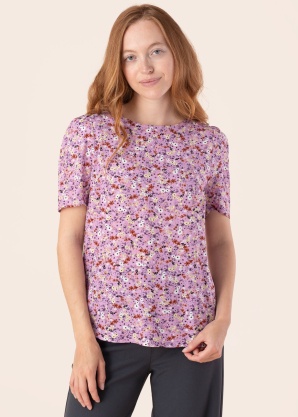 b.young blūze Joella