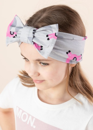 Lenne galvas saite Karen