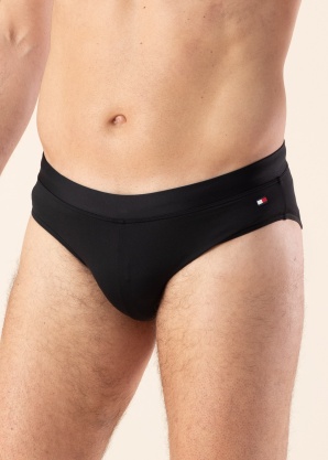 Tommy Hilfiger peldbikses