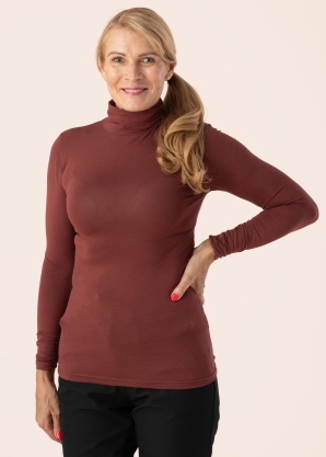 b.young blūze ar augstu apkakli Pamila