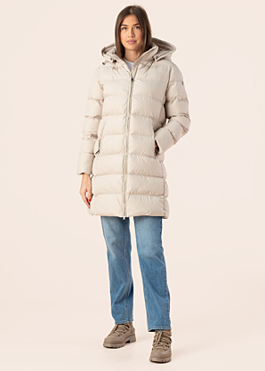 Saki ziemas metelis Mona