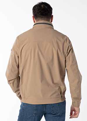 Bugatti pavasara-rudens virsjaka