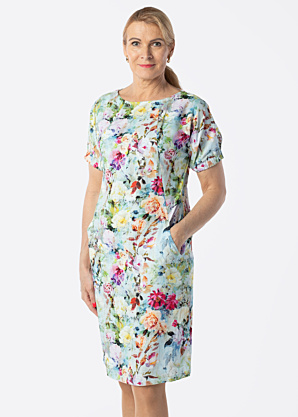 Hansmark kleita Hesti