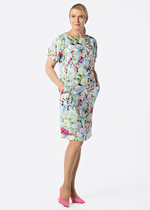 Hansmark kleita Hesti